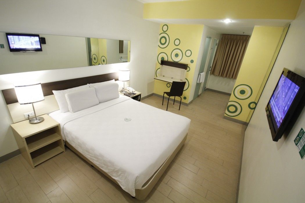 Go Hotels Otis - Manille Extérieur photo